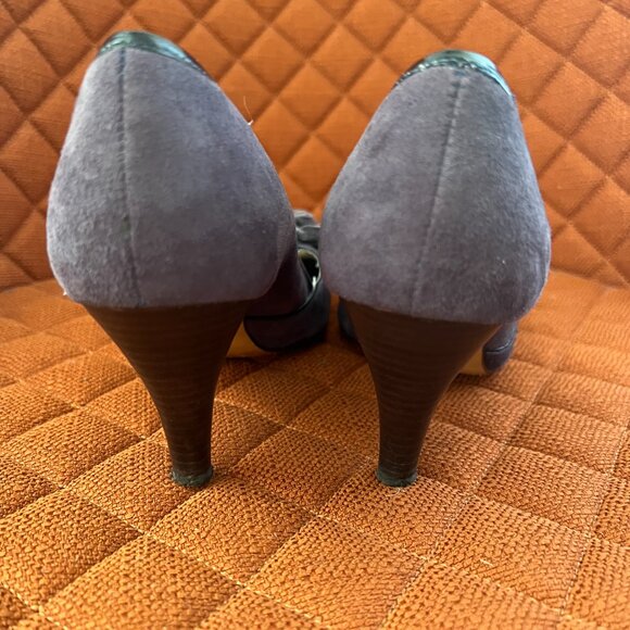 Feminine Lavender Suede Velvet Bow Round Toe Cuban Heel Arturo Chiang Size 6.5 - Picture 4 of 7